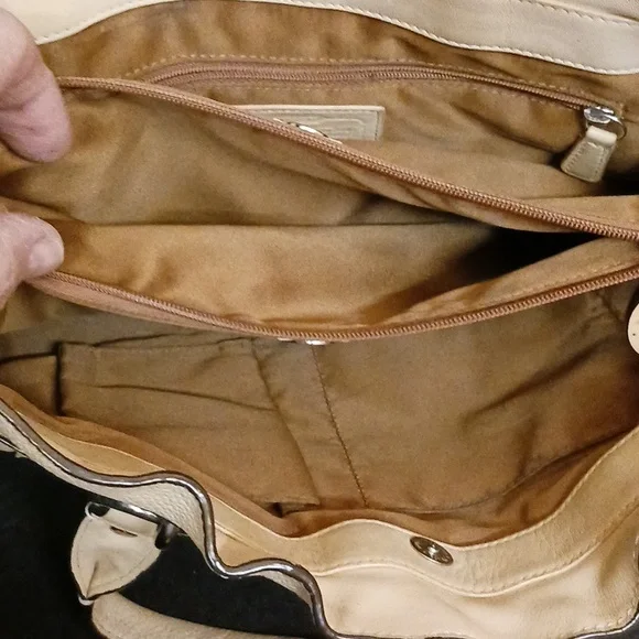 Coach Vintage Penelope Bag - Picture 12 of 13